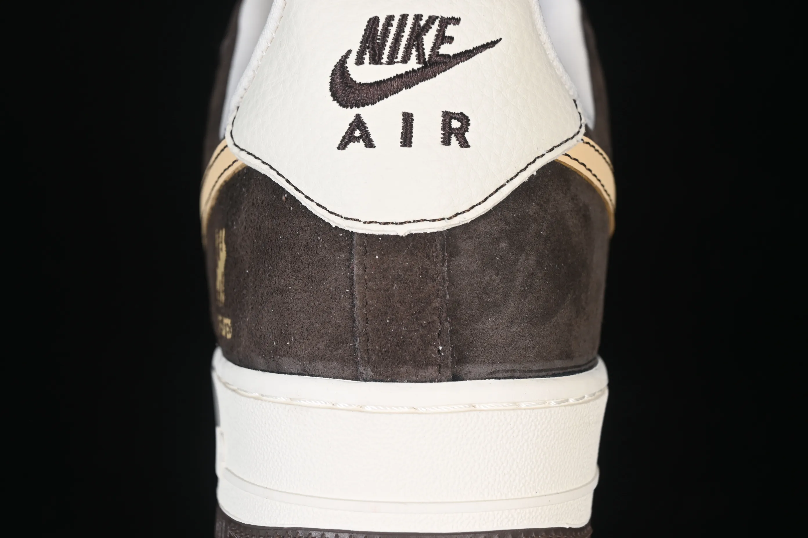 All categories Nk Air Force 1 Air Force series Nk Air Force 1 Low Air Force low top Nike Air Force 1'07 Low joint brown white gold Air Force 1 low top casual sneakers KD1688-001